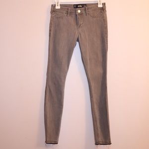 Gray Denim Wash Holister Jeggings